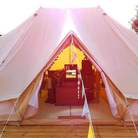 Hope Cottage Bell Tent Retreat Ashbourne  Bagian luar foto