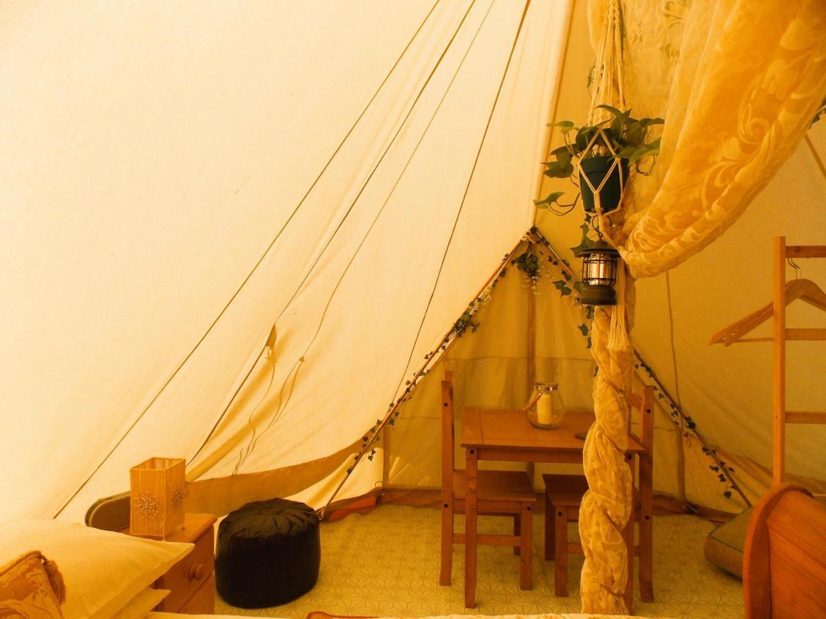 Hope Cottage Bell Tent Retreat Ashbourne  Bagian luar foto