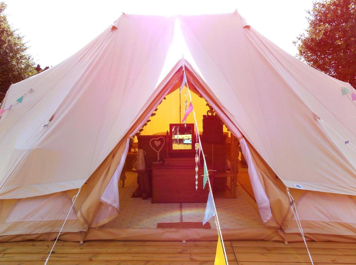 Hope Cottage Bell Tent Retreat Ashbourne  Bagian luar foto